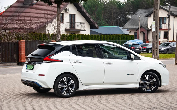 Nissan Leaf cena 69899 przebieg: 29000, rok produkcji 2019 z Lwówek małe 781